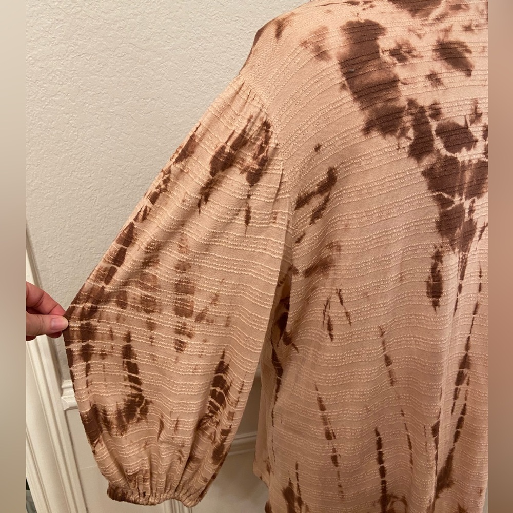 Vintage America Plus Size Tie Dye Neck 3/4 Sleeve Lace Up Blouse 1x - Picture 6 of 13